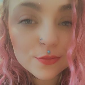 Meet your Posher, Kayli